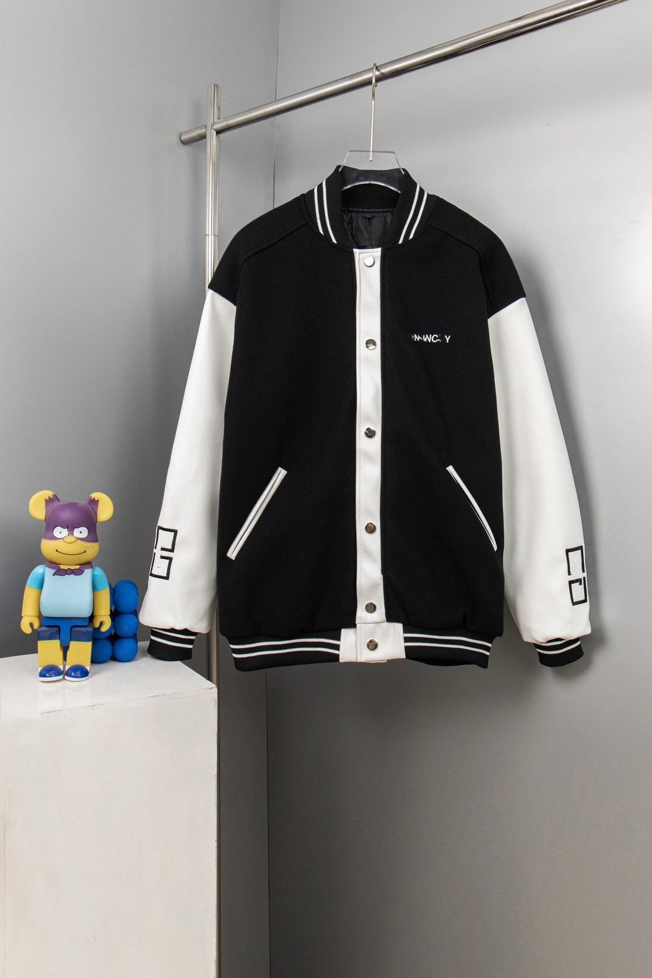Product view 17