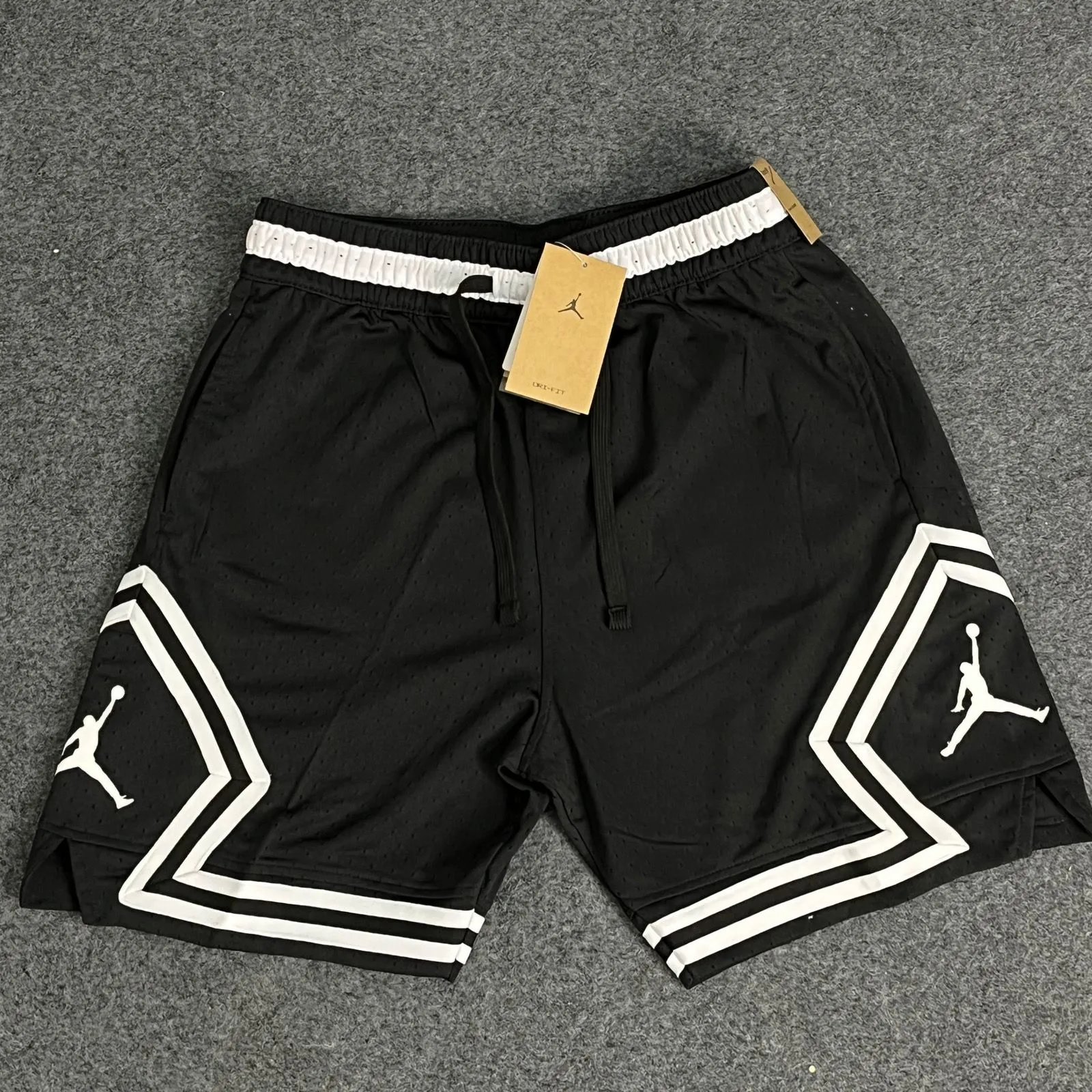 N010 Black