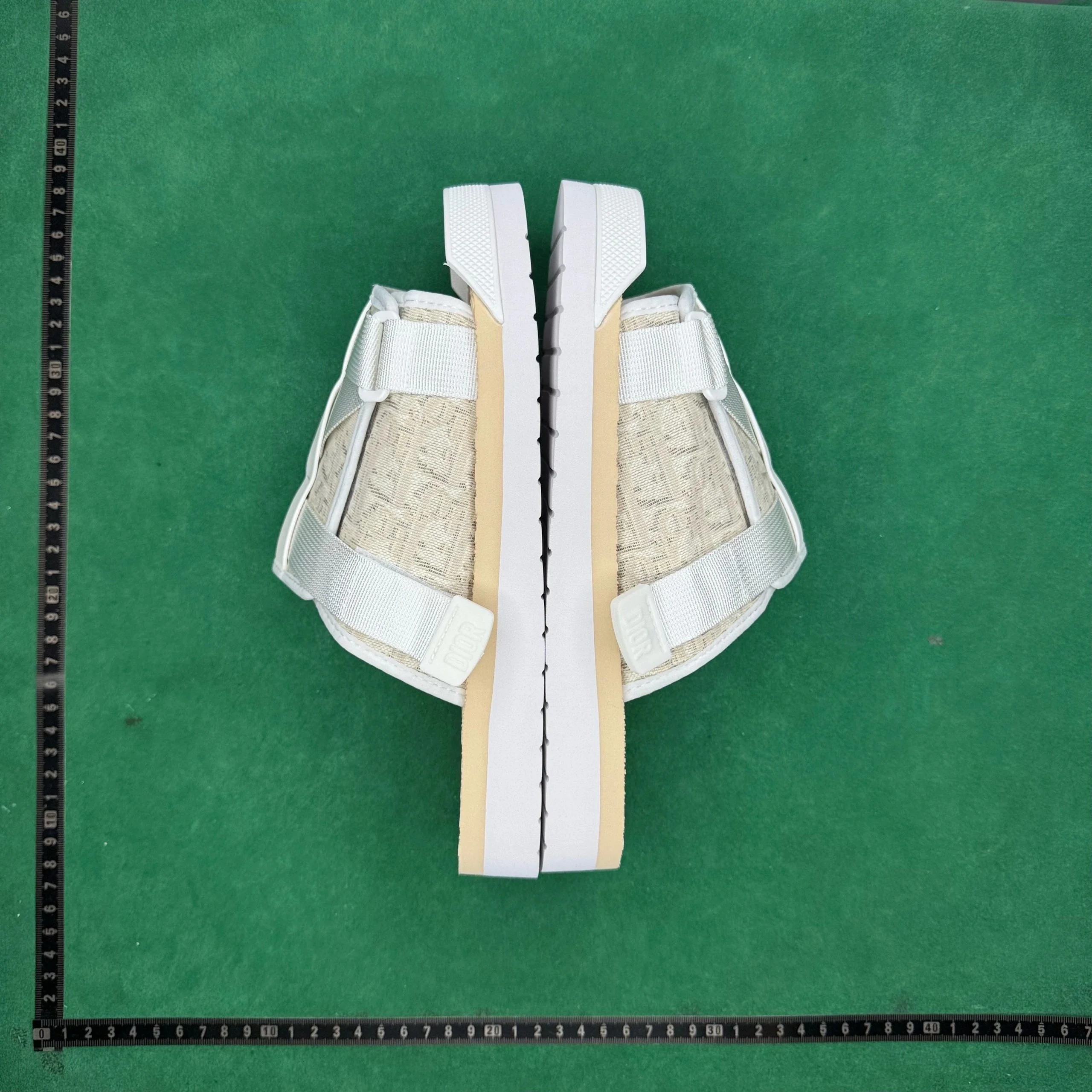 Dior，Slippers
