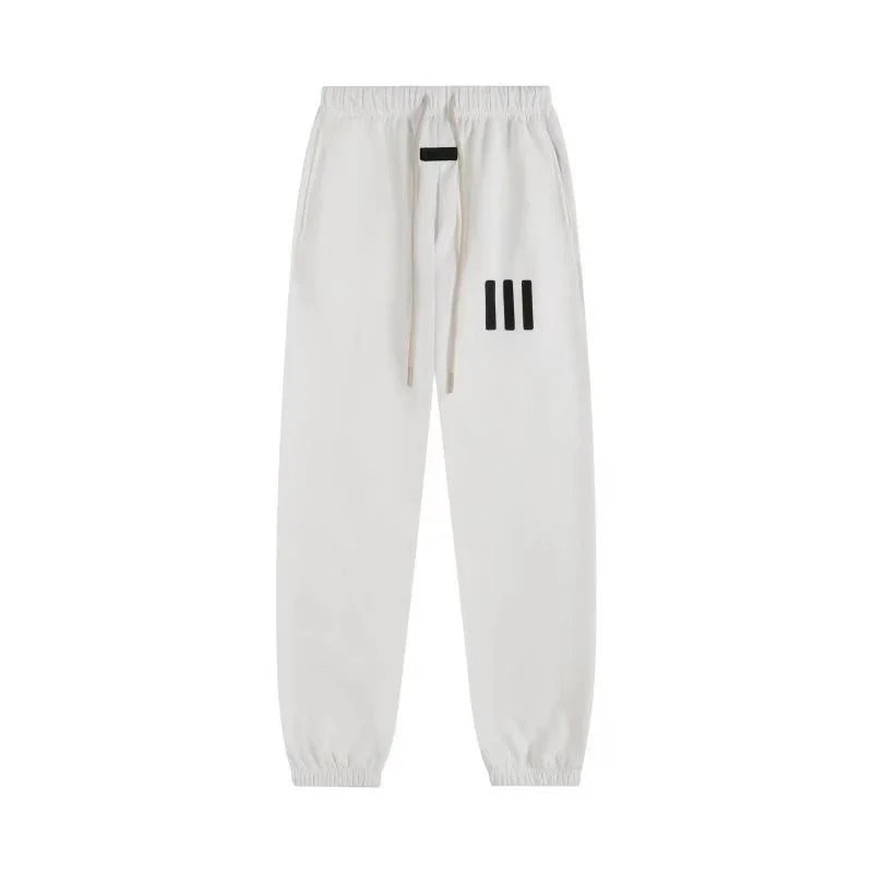White sweatpants 686