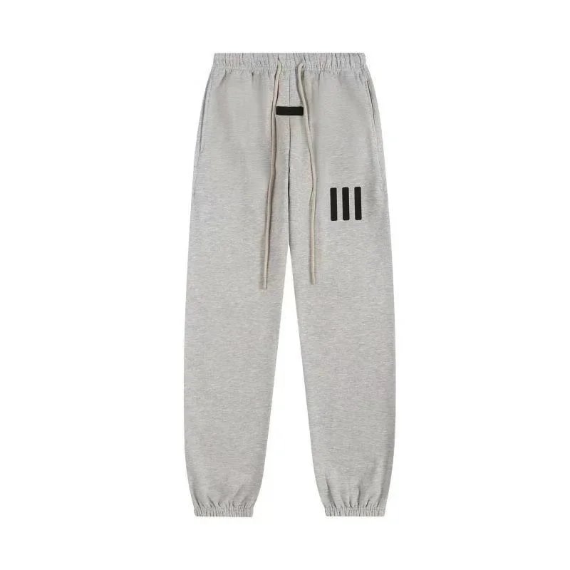 Grey sweatpants 686