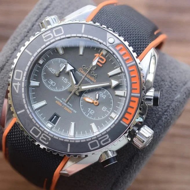 Gray Dial, Nylon Strap