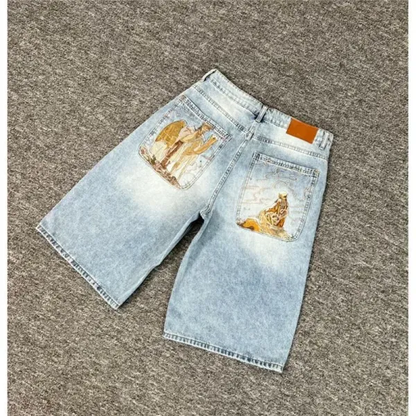 Design Embroidered Angel Motif Denim Shorts Light Wash - 1