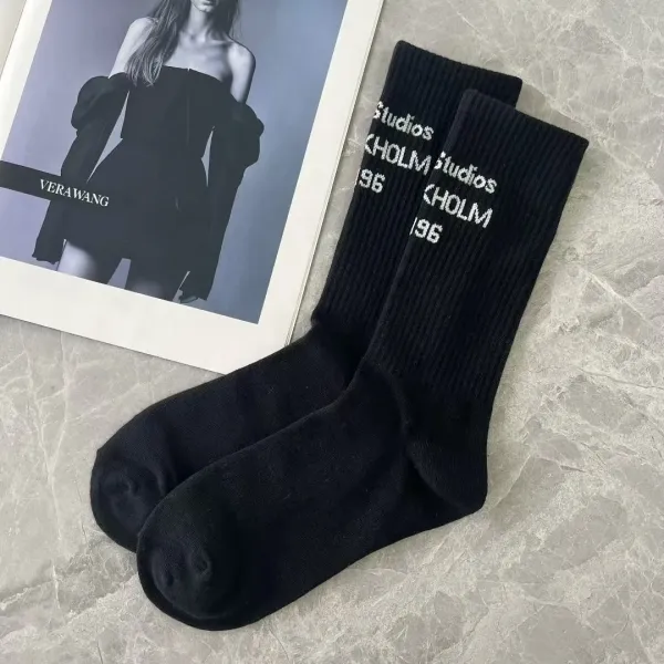 Design CHOLM Studios 1996 Ribbed Crew Socks Black Socks - 1