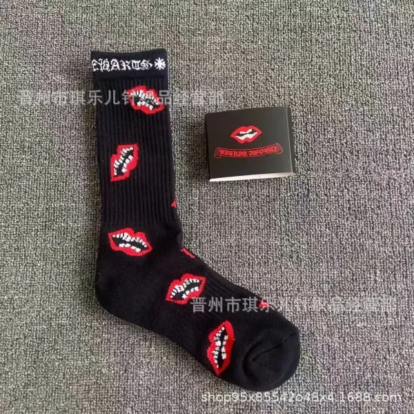 Design Graphic Print Red Crew Socks - 9