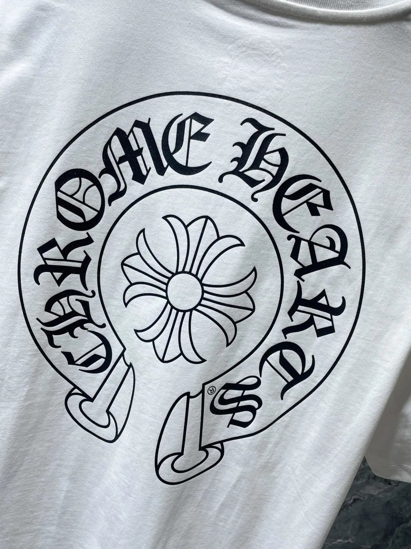 Chrome Hearts Logo Circle Print White T-Shirt - 18