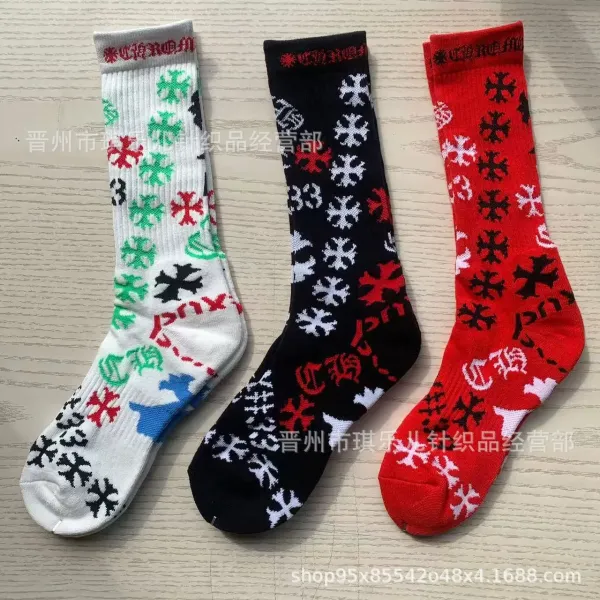 Design Graphic Print Red Crew Socks - 3