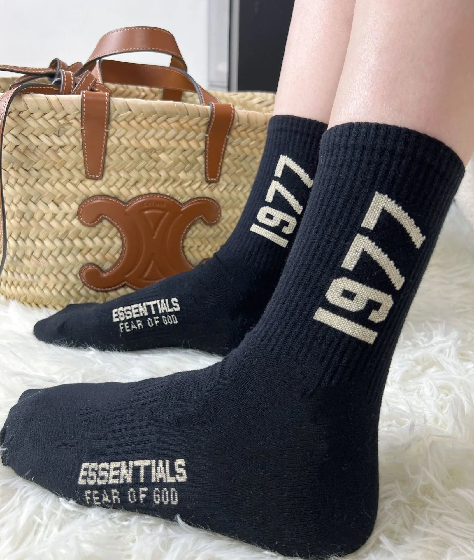 Fear of God Essentials 1977 Crew Socks Beige - 13