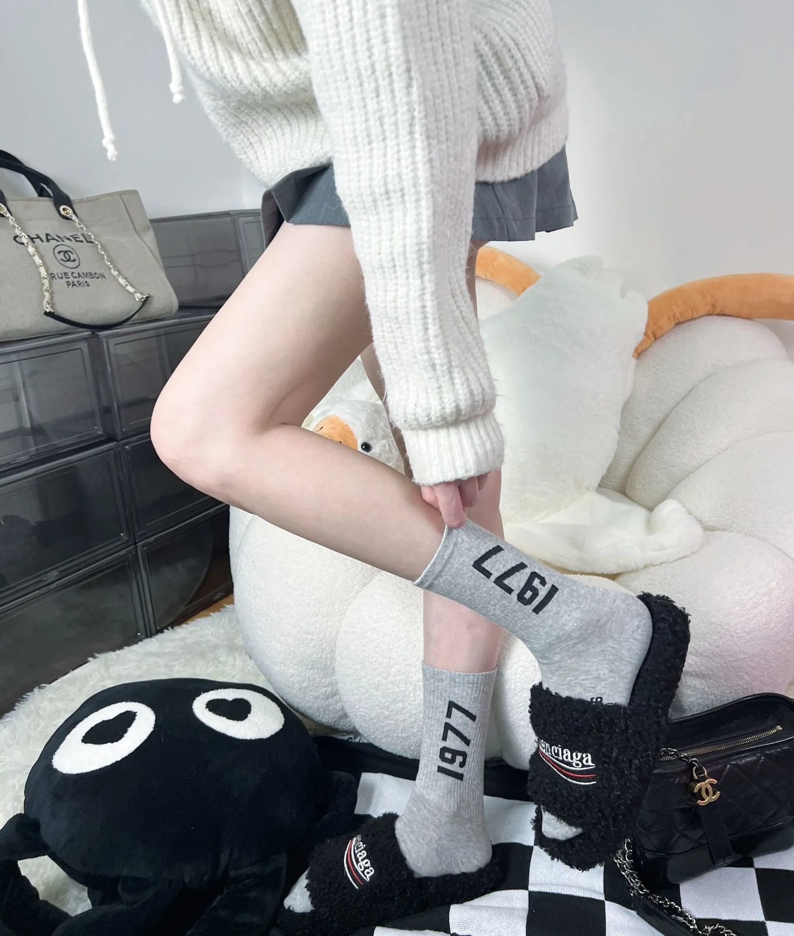 Fear of God Essentials 1977 Crew Socks Beige - 17