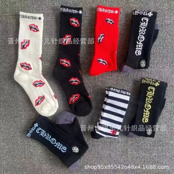 Design Graphic Print Red Crew Socks - 2