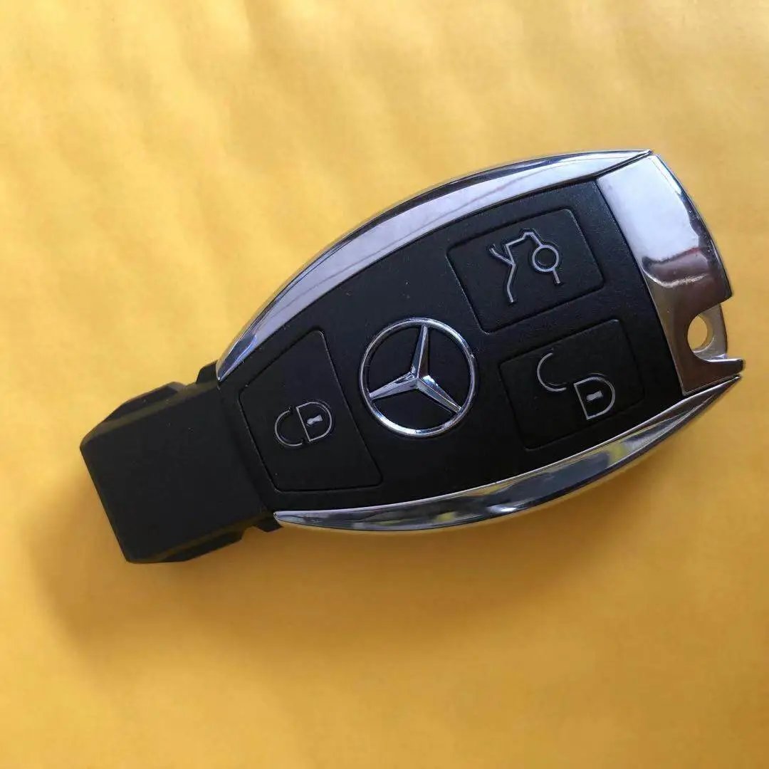 Design Mercedes-Benz Smart Key Black Silver Car Key Fob Electronics