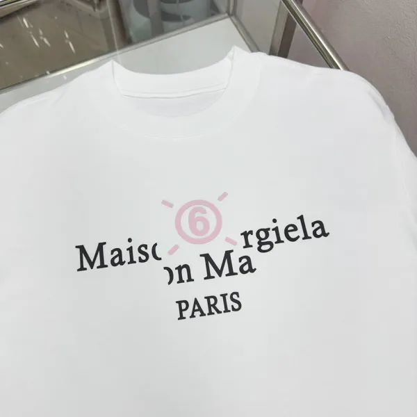 Design Logo Graphic T-Shirt White - 5