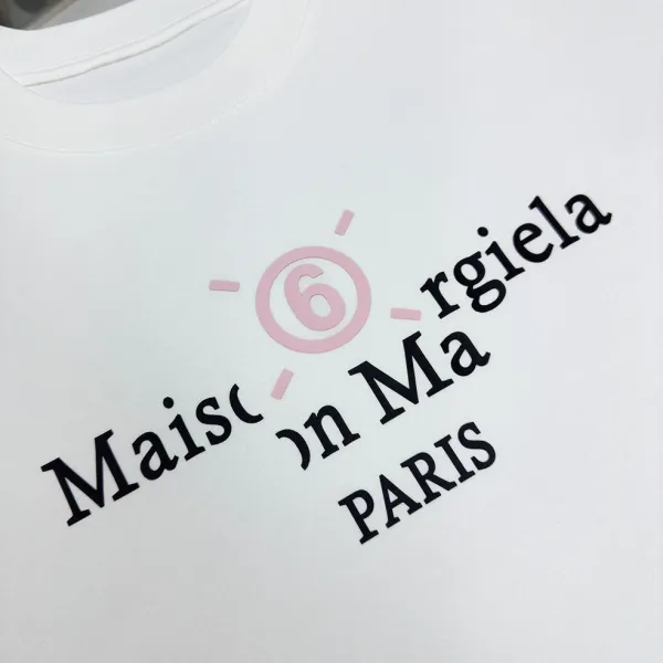 Design Logo Graphic T-Shirt White - 6