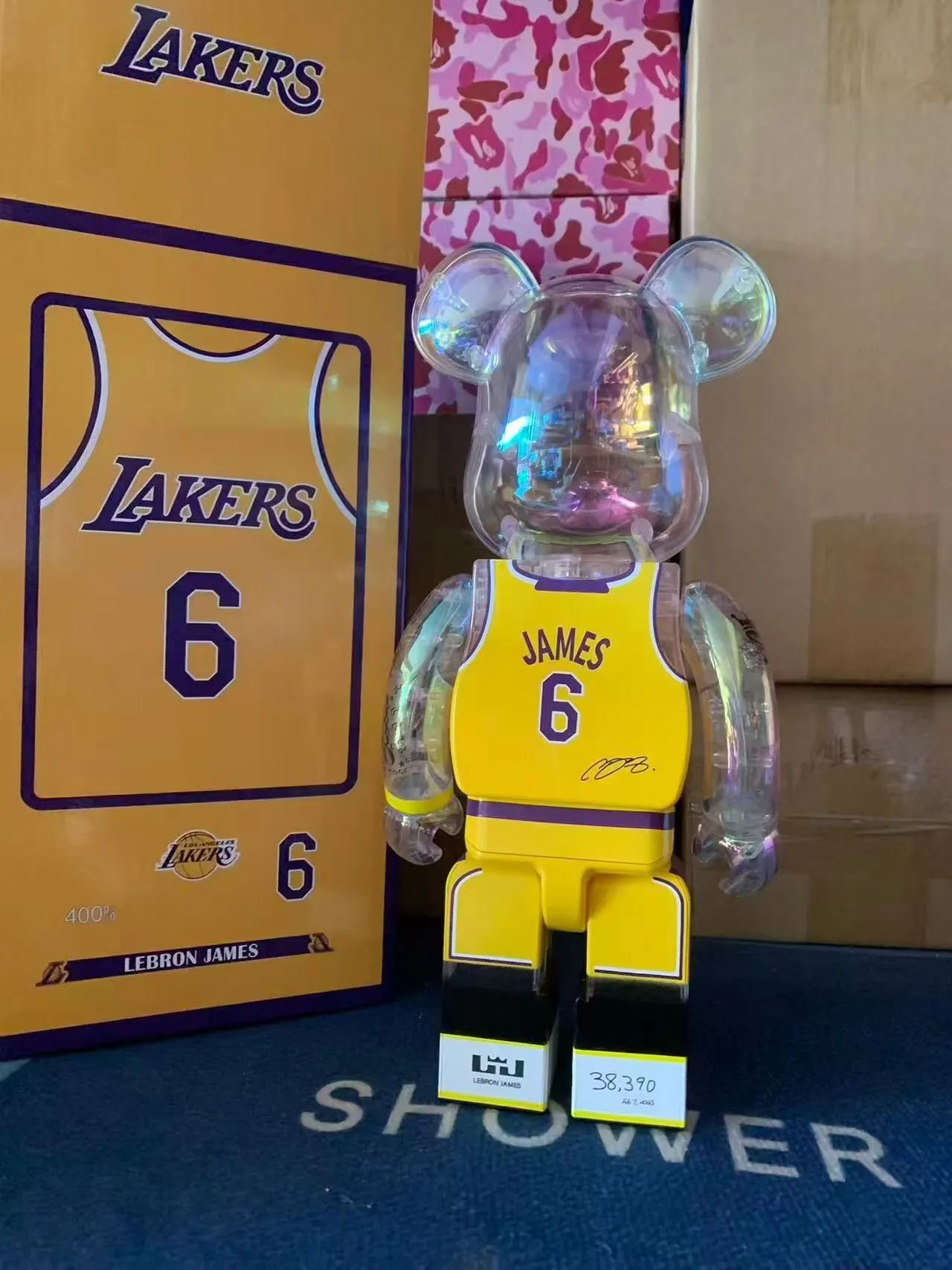 Medicom Toy x Los Angeles Lakers LeBron James 400% Bearbrick Yellow Purple Transparent Accessories