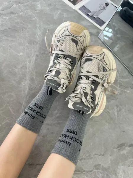 Design Holm Studios '96 Ribbed Crew Socks White Socks - 11