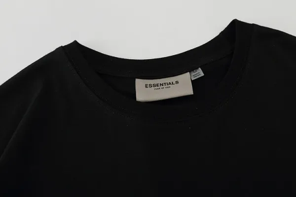Design 1977 Graphic T-Shirt Beige - 51