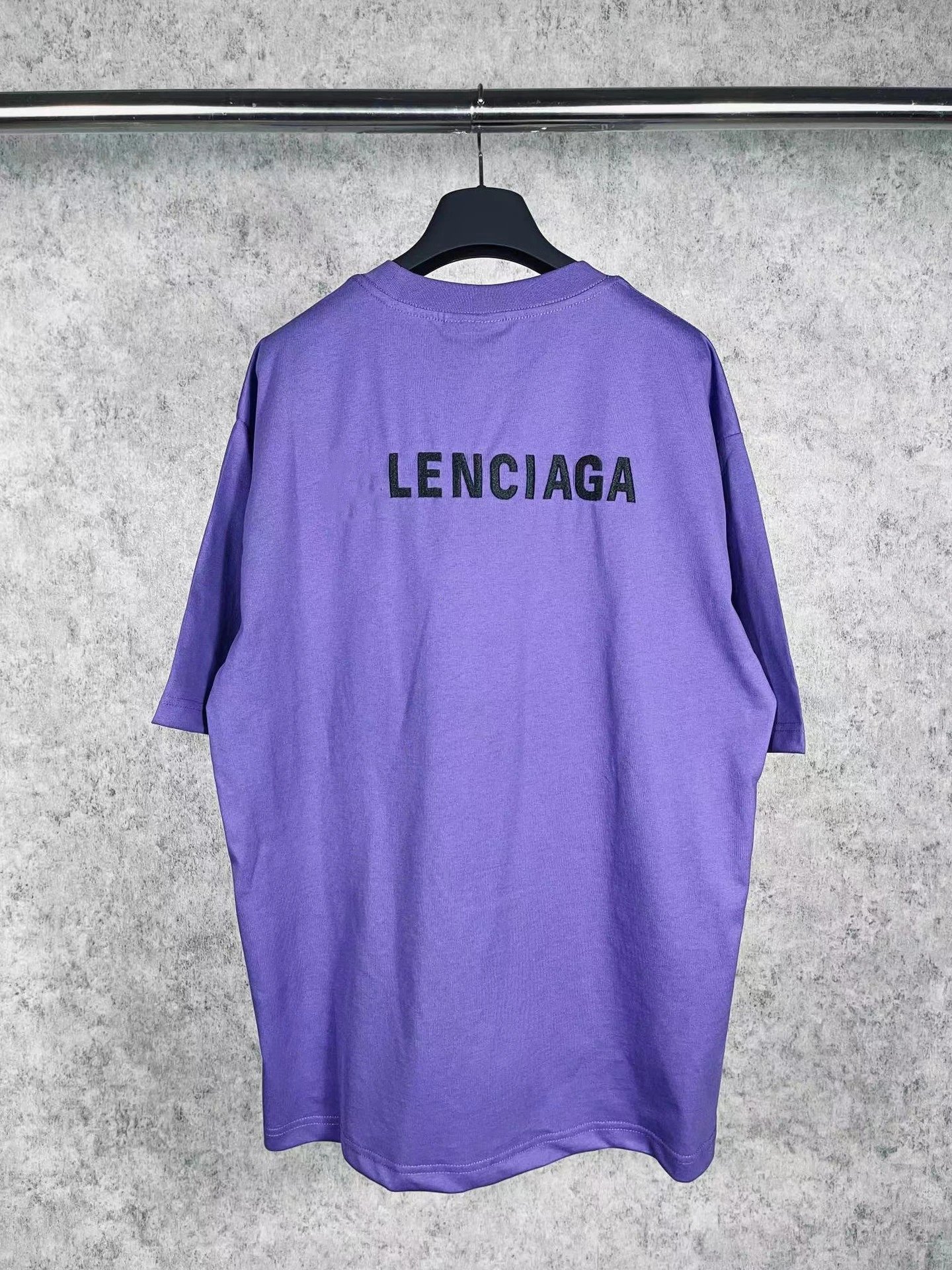 Design Lenciaga Logo Print Oversized T-Shirt White Tops.t Shirts - 14