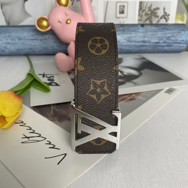 Louis Vuitton LV Initiales Belt White Monogram Leather Belt - 16