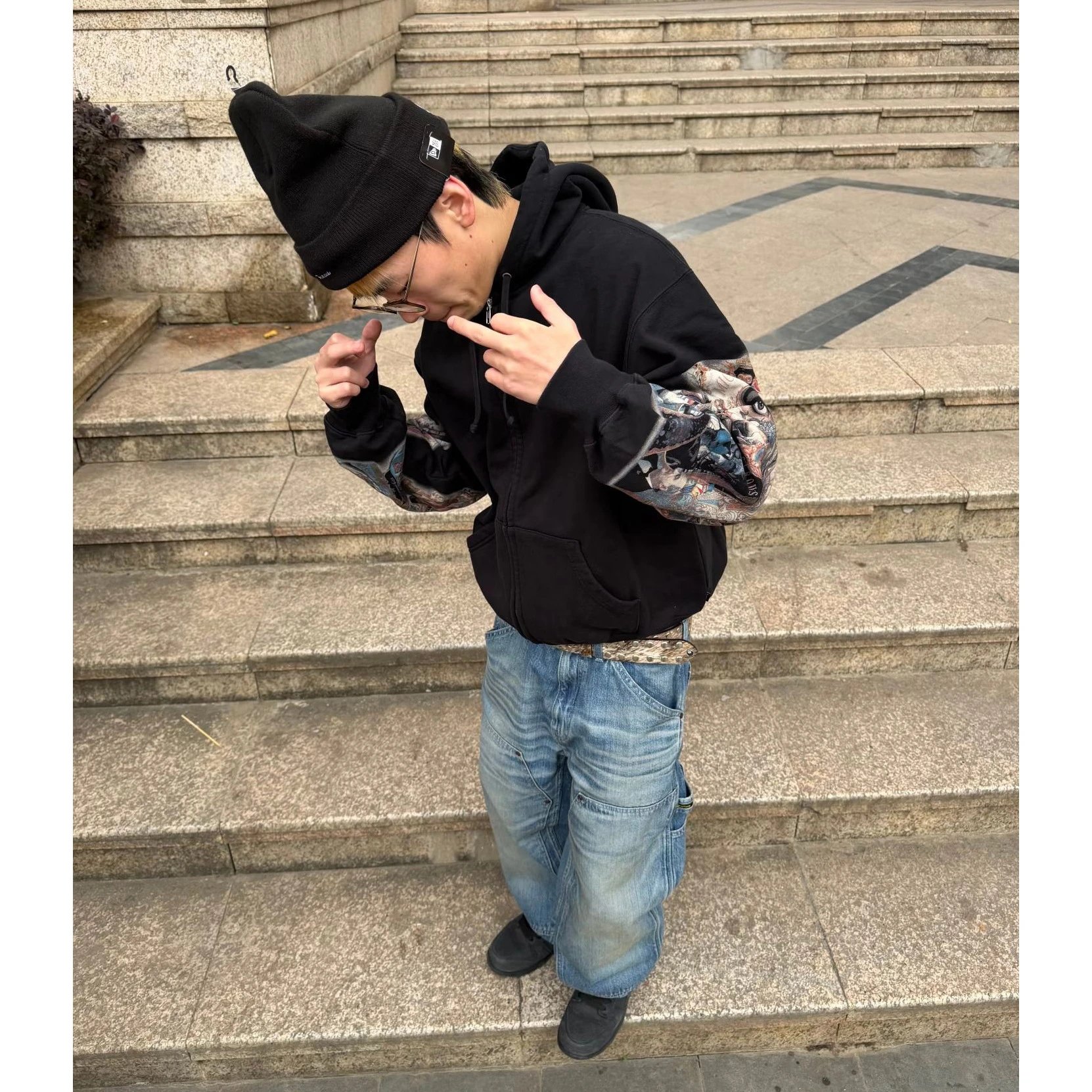 Supreme Michael Jackson Sleeve Print Zip-Up Hoodie Black - 3