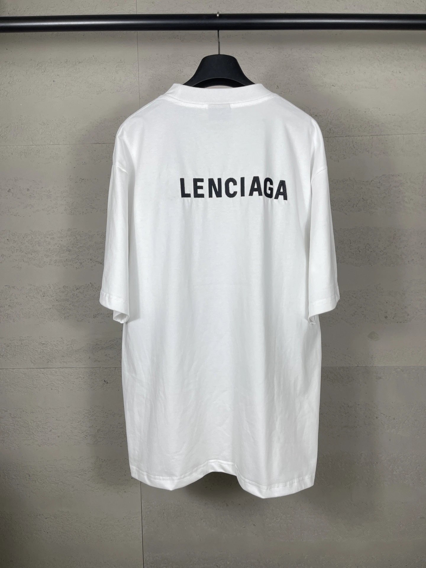 Design Lenciaga Logo Print Oversized T-Shirt White Tops.t Shirts - 16