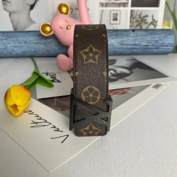Louis Vuitton LV Initiales Belt White Monogram Leather Belt - 8