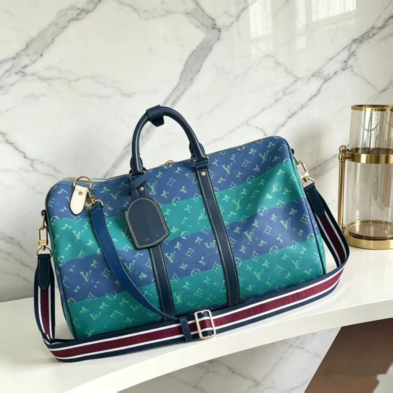 Capsule Travel Bag