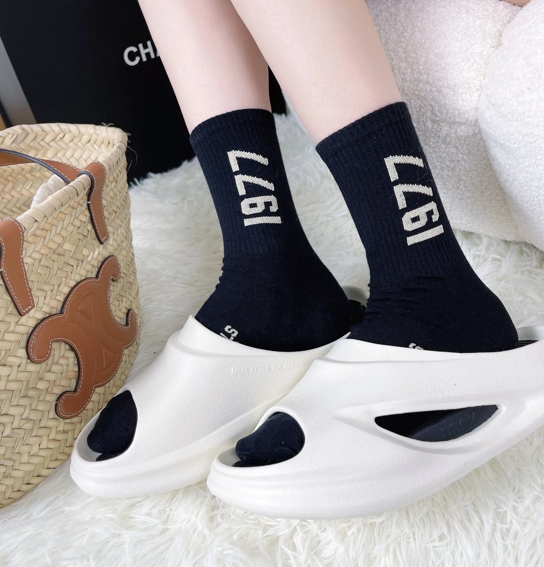 Fear of God Essentials 1977 Crew Socks Beige - 15