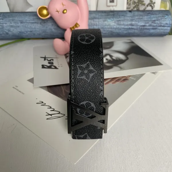 Louis Vuitton LV Initiales Belt White Monogram Leather Belt - 12