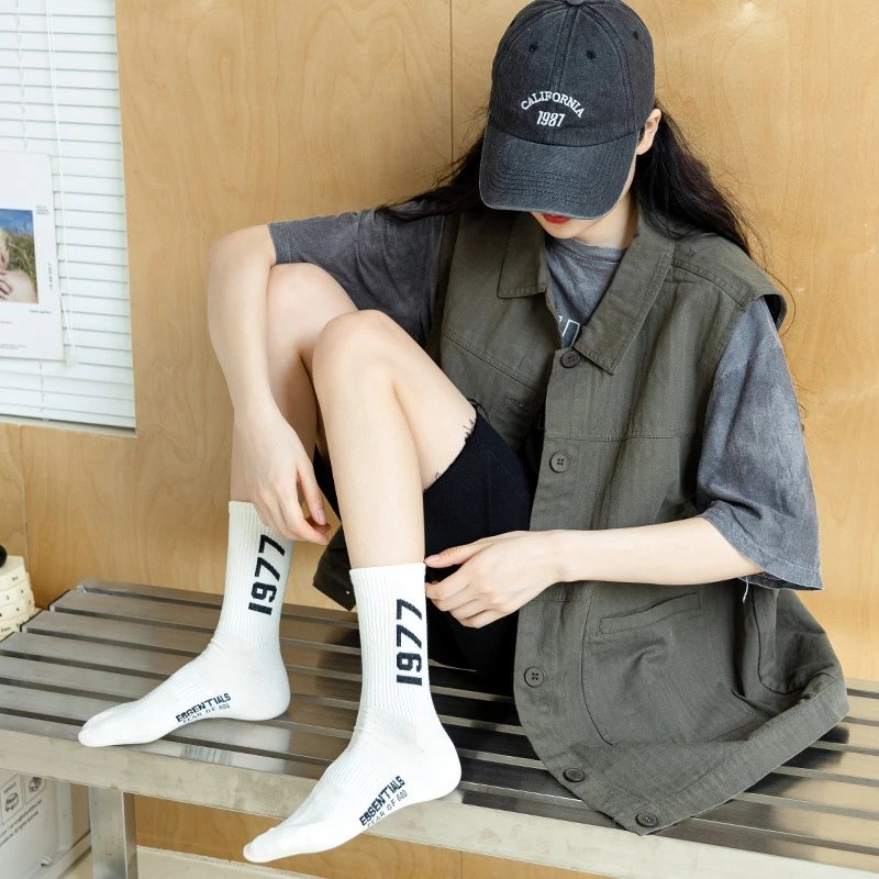 Fear of God Essentials 1977 Crew Socks Beige - 5