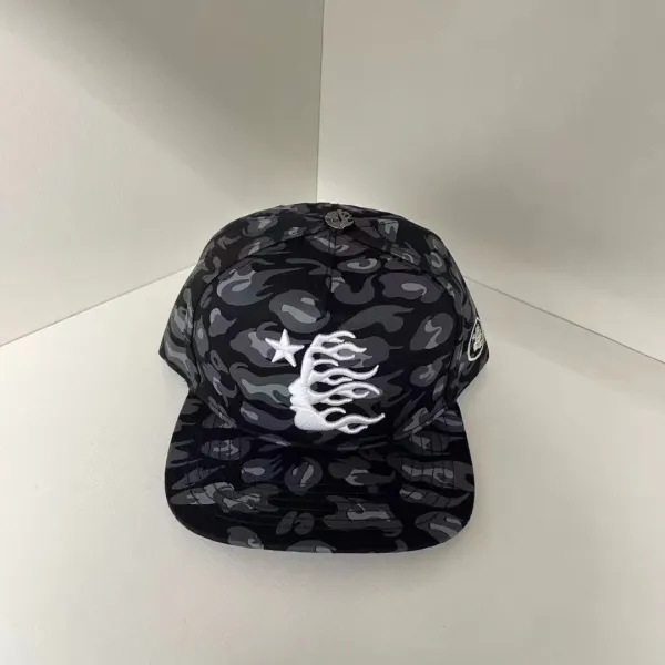 Design Celestial Moon Beanie Black with Rhinestone Stars Hats - 40