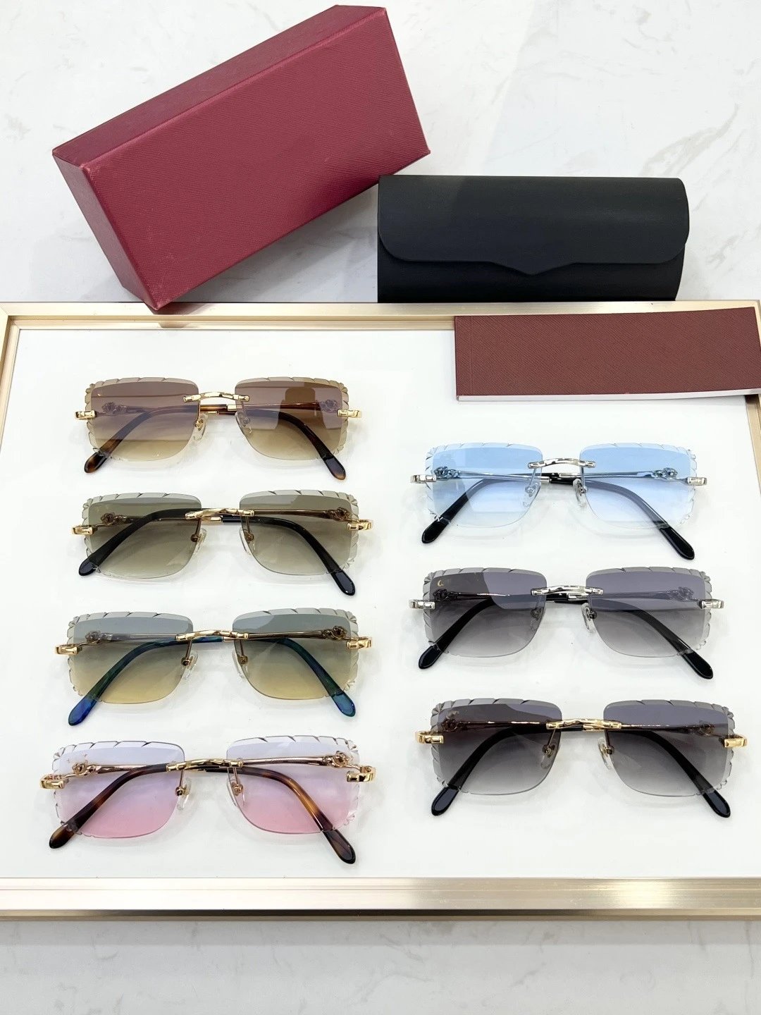 Design Rimless Sunglasses with Gold Panther Temples and Faceted Lens Edges Eyewear - 6