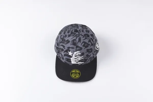 Design Celestial Moon Beanie Black with Rhinestone Stars Hats - 31