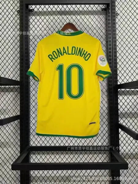CBF Brazil National Team Ronaldinho #10 Yellow Jersey - 1