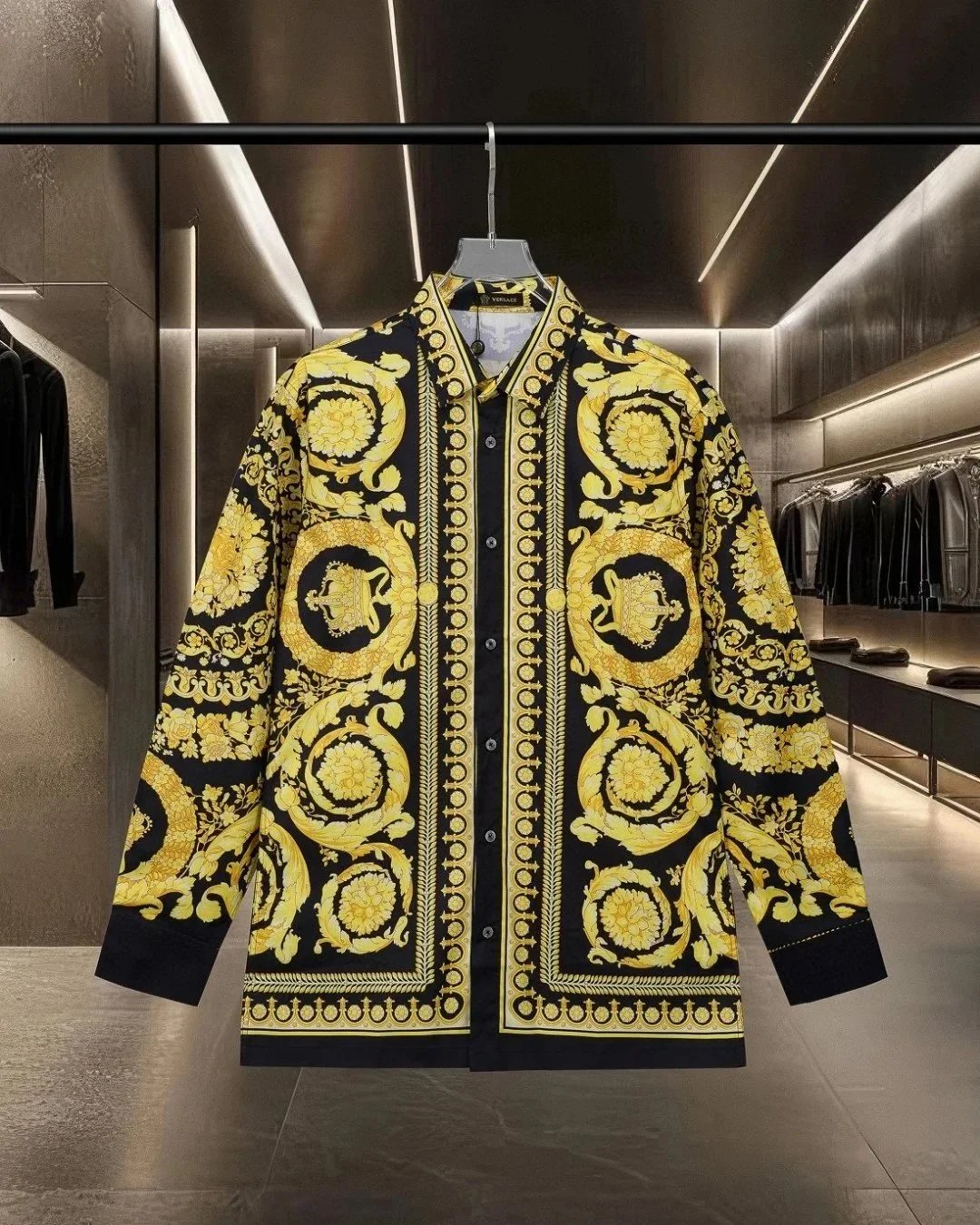Versaceshirt-Clothing