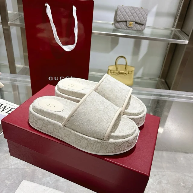 Unbranded Slippers Platform monogram slides product detail image 7