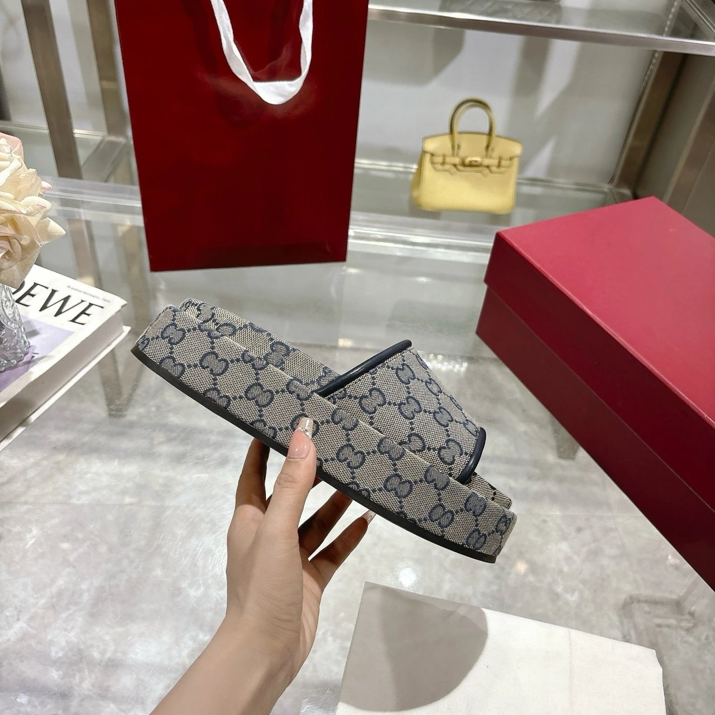 Unbranded Slippers Platform monogram slides — gray