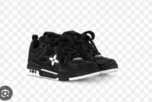 Low-Top Black Sneakers with White Floral Star Motif & Geometric Midsole 1