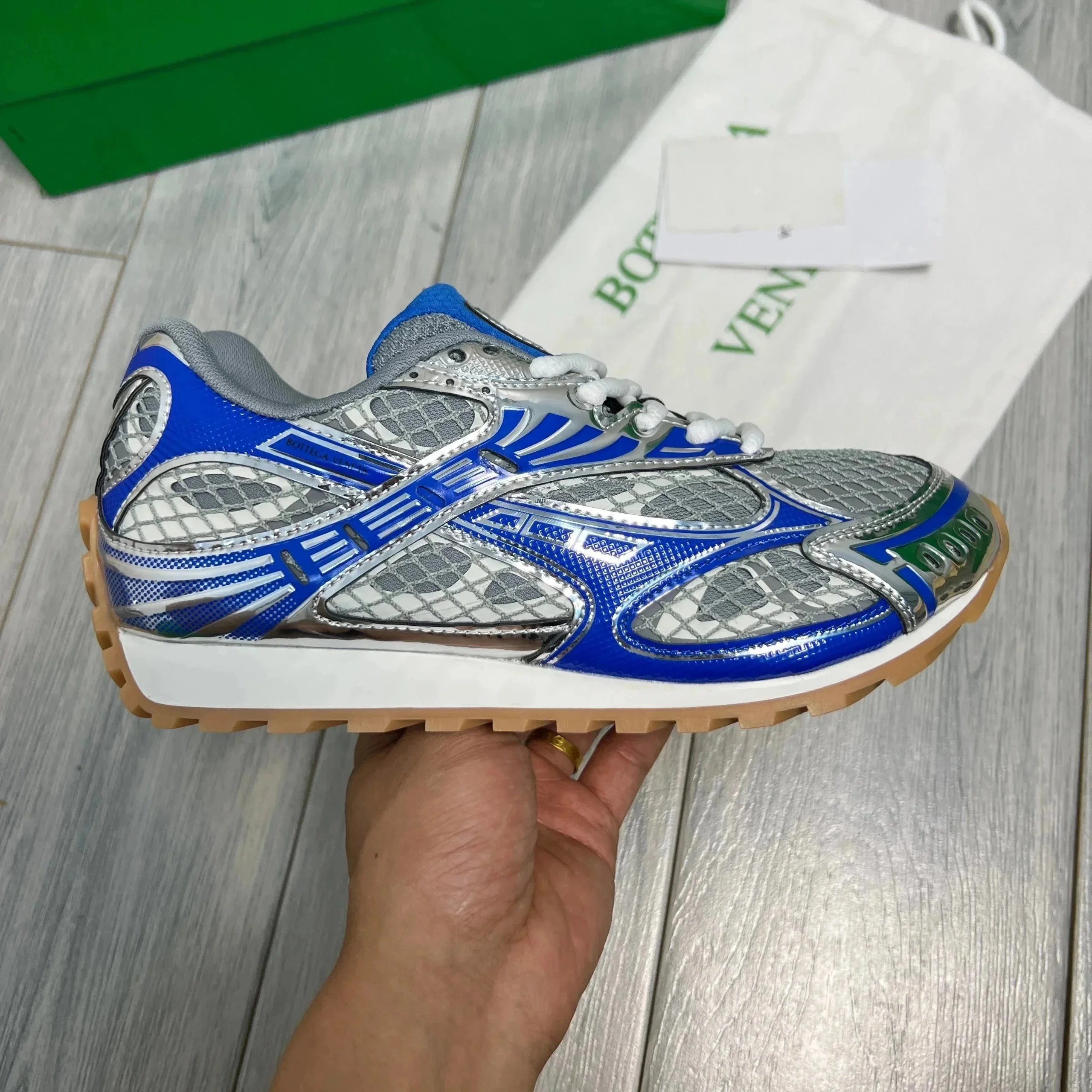 No. 4 Silver 401375