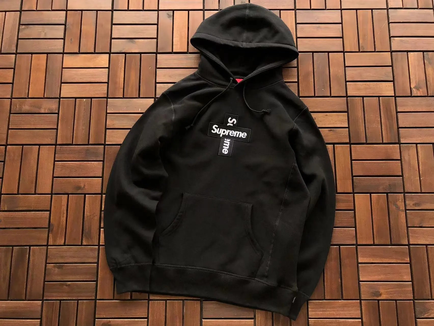 Black (Cross)