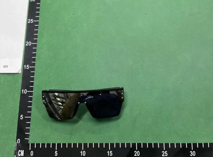 High End L Letter Sunglasses photo 2
