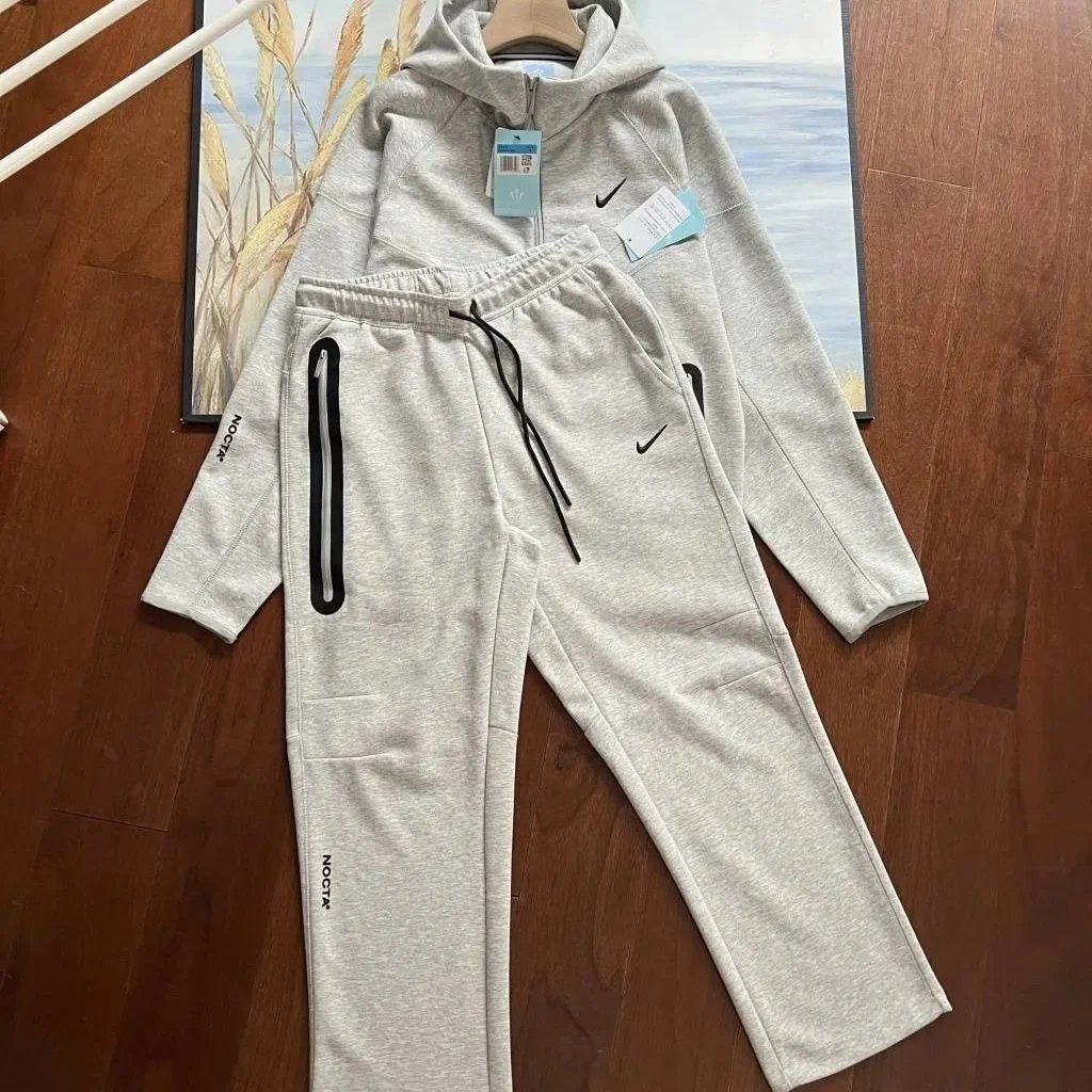 NI Sportswear Tech Fleece Suit-P