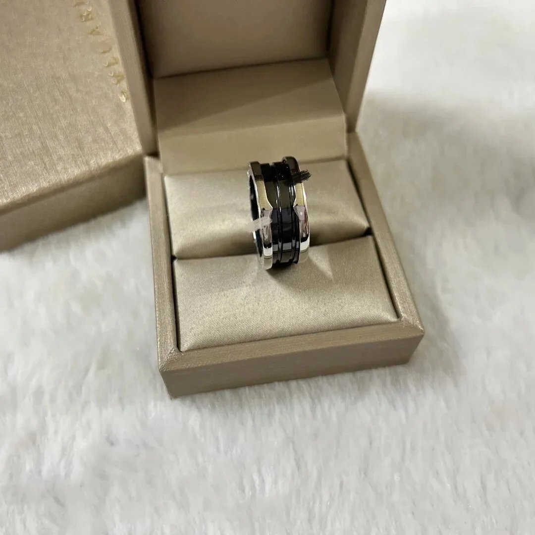 双环白金黑戒指