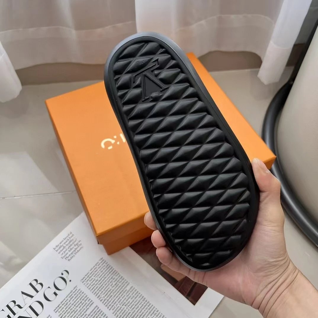 Louis Vuitton Monogram Slide Slippers White Sandals - 8
