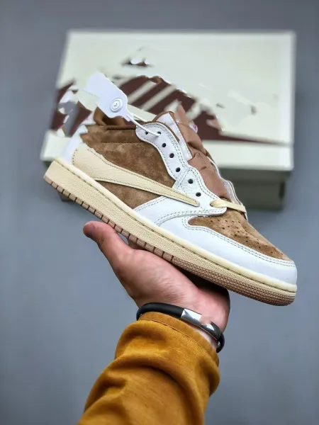 Off-White x Air Jordan 1 Low 'Mocha' Sneakers - 1