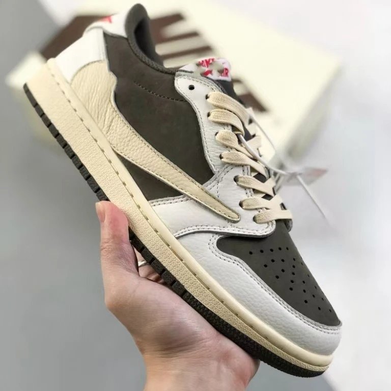 Travis Scott x Nike SB Dunk Low Black/White Sneakers - 6