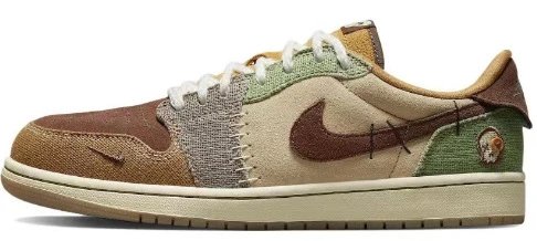 Travis Scott x Nike SB Dunk Low Black/White Sneakers - 14