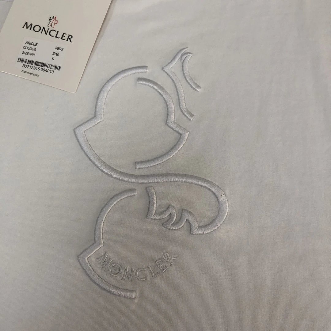 Moncler Genius x Pierpaolo Piccioli Embossed Logo Black T-Shirt - 12