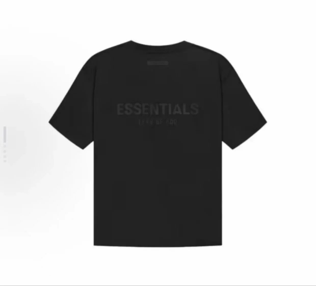 ess. T-Shirt & Shorts
