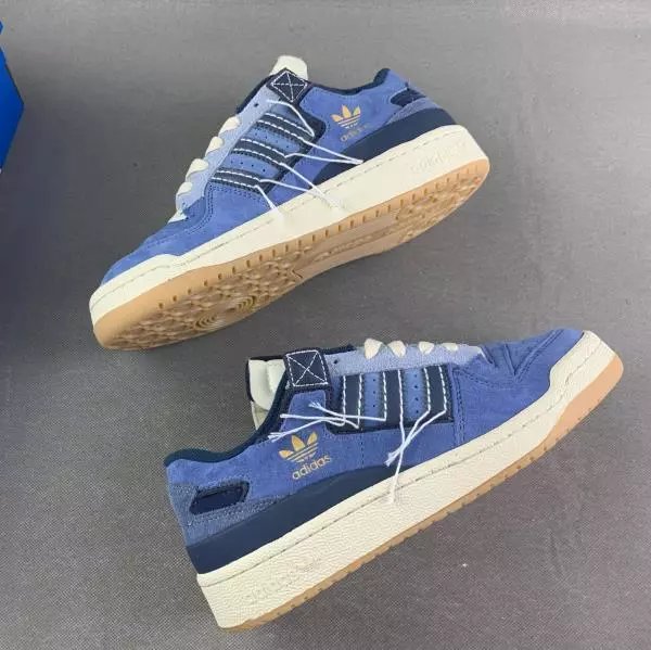 Denim Blue Thread