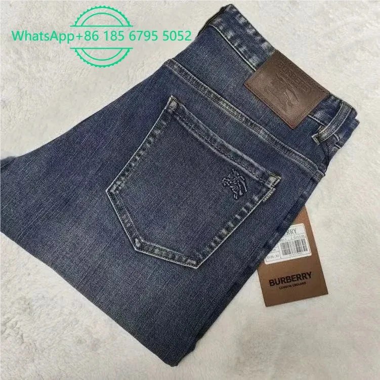 Burberry Jeans Straight-Leg Denim — 06Burberry